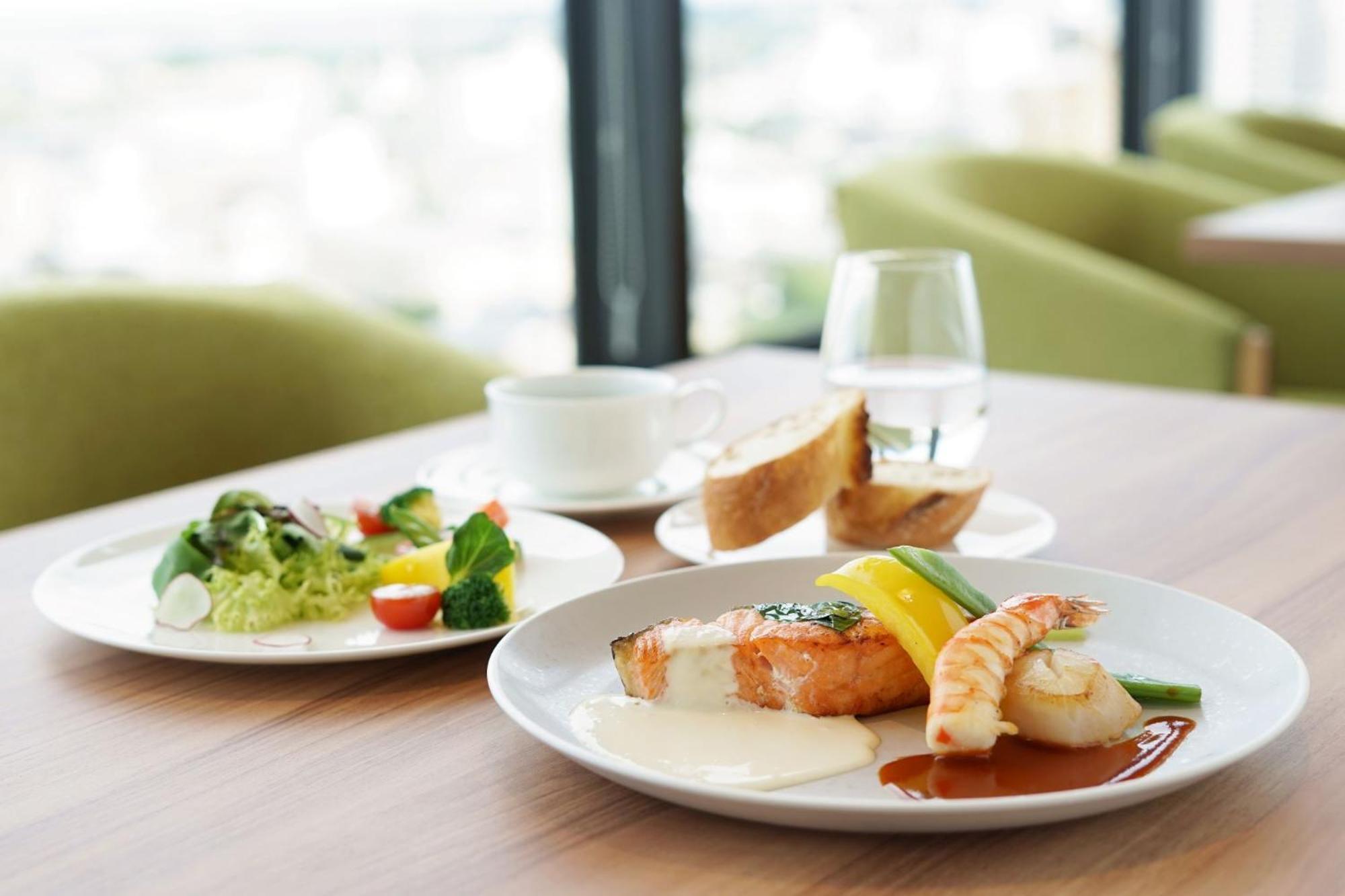 Hotel Marroad Tsukuba Cucsiura Kültér fotó